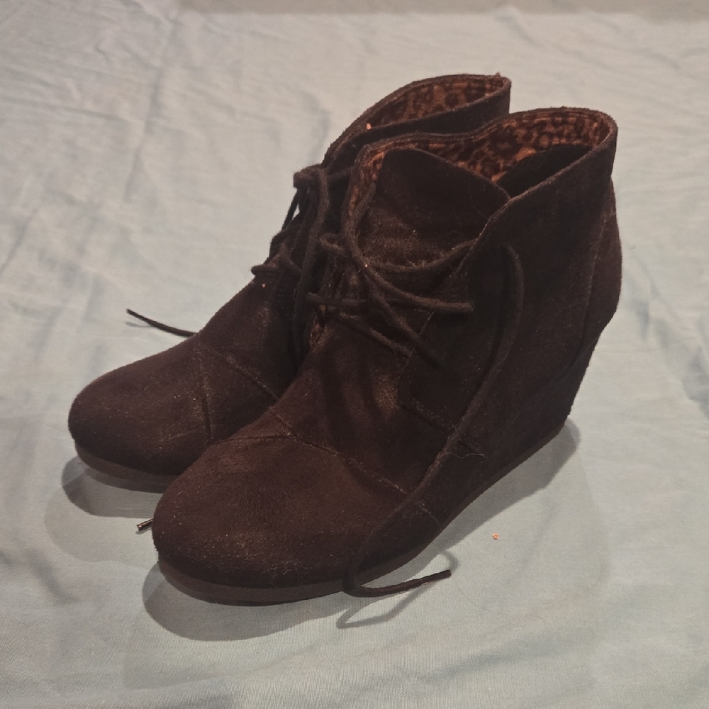Black Lace Up Wedges - Picture 1 of 7